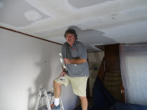 Darrin McLay - Replacing a dangerously sagging fibrous plaster ceiling