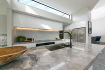 Moda Kitchens