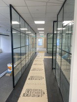 Aluminium glazing