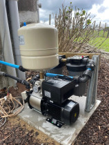 Client upgraded to the Trevoli CMB8-72 2.2kW Variable Speed Stainless Steel Multistage Pressure Pump with twin filters - The Trevoli CMB8 has a Variable Speed Controller thats Adjusts pump speed based on demand, ensuring constant pressure and reducing energy consumption by up to 50%.
It also boosts Soft Start Operation, Preventing water hammer and protecting the plumbing system.