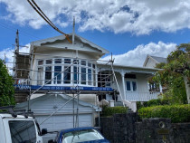 Epsom Auckland bungalow required a lot of work to bring her back to to her former glory. The owners were very happy with the results by Prisma Painters