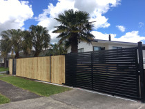 driveway gate and fencing