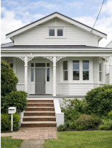 Villa Exterior Painting Remuera, Auckland - Villa exterior painting in Remuera, Auckland featuring a clean, timeless finish with detailed workmanship and refreshed weatherboards.