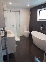 Urban Edge Construction - Bathroom