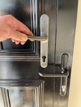 Door Handle - Exposed un-sheltered Entrance Door Handles often tarnish or lose the powder coating, and can even break.
Our technician can identify which model the handle is plus supply and fit all models of door handle.