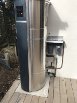 Heat pump - Hotwater heat pump and filtration system