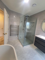 bathroom by Syed Tiling Ltd