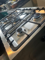 Freestanding cooker installation