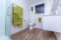 Browns Bay bathroom remodel - Cain Built Ltd