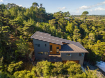 Ridge Road, Paremoremo - Cain Built Ltd. - New build in the bush