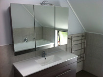 Handy Home Solutions - Beautiful mirror over vanity