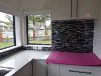 Kitchen Splash Back by Horizon Tiling & Interiors Ltd