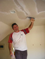 Working Darrin of McLay Plastering