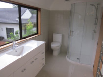 Bathroom by Refit Bathroom Renovations Ltd