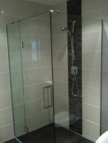 Glassed Ceramic With Inset Feature by Tile Technix Ltd - Tilers North Shore Auckland