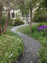 100x100 Bluestone footpath - TQ Concrete Placers