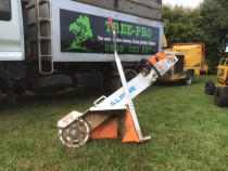 Small Stump grinder to get into those small and tricky spaces